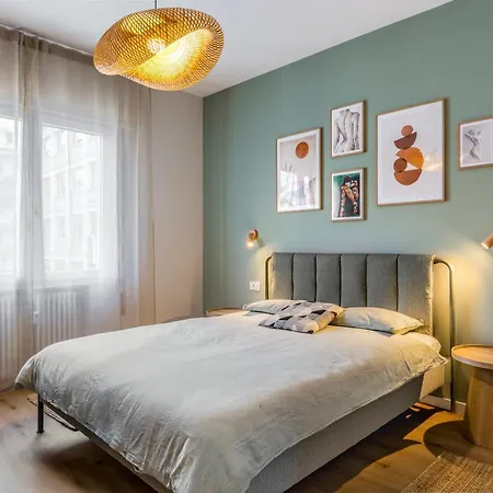 Zara9 Apartment *